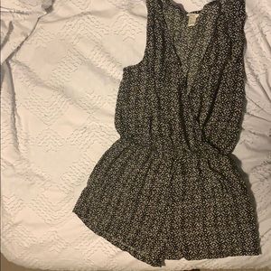 Forever 21 Other - Sleeveless Romper Forever 21 Other - Sleeveless Romper